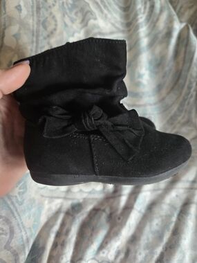 Cat And Jack Girls' Size 6 Toddler  Black Bow Accent Booties - Kids Shoes